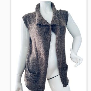 BCBG Maxazria Duster Vest Sleeveless
 Cardigan size S brown good condition
